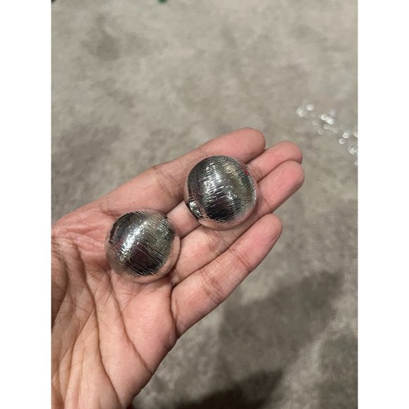 Big Silver stud earrings clip ons dome statement bold large round chunky shiny - Picture 4 of 8